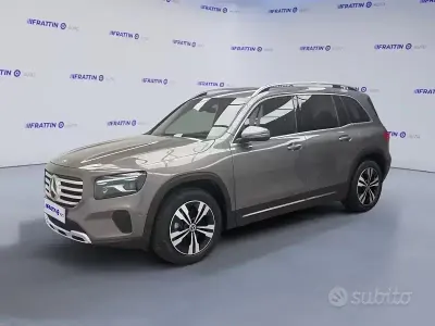 Usata Mercedes GLB200 Advanced Plus 163 CV (119 kW) 2024 Gray SUV