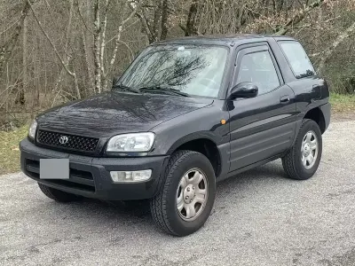 Usata Toyota RAV4 128 CV (94 kW) 1998 Nero SUV