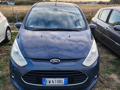 Usata Ford B-MAX Titanium 95 CV (69 kW) 2014 Grigio Monovolume