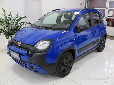 Usata Fiat Panda Cross Cross 69 CV (50 kW) 2020 Blu/azzurro Utilitaria