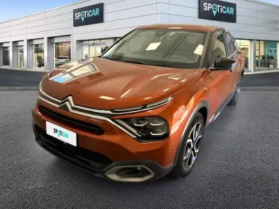 Usata Citroën e-C4 Shine 100 kW (136 CV) 2021 Arancione Berlina