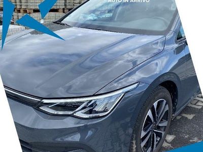 Usata VW Golf VII Life 149 CV (109 kW) 2021 Grigio Utilitaria