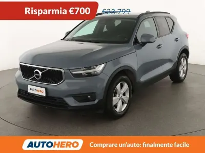 Usata Volvo XC40 Momentum 163 CV (119 kW) 2020 Grigio SUV