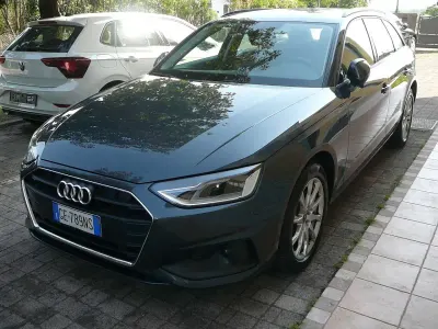 Usata Audi A4 Business 163 CV (119 kW) 2021 Grigio Station wagon