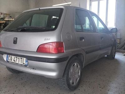 Usata Peugeot 106 60 CV (44 kW) 2003 Grigio Utilitaria