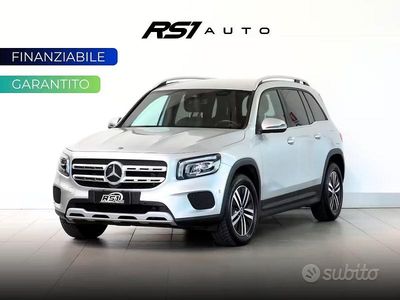 Usata Mercedes GLB180 115 CV (84 kW) 2021 Grigio SUV