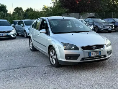 Usata Ford C-MAX 109 CV (80 kW) 2005 Grigio Monovolume