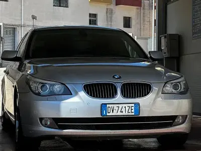 Usata BMW 530 235 CV (172 kW) 2007 Grigio Berlina