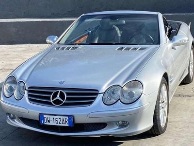 Usata Mercedes SL350 245 CV (180 kW) 2003 Argento Cabrio