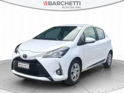 Usata Toyota Yaris Active 72 CV (52 kW) 2019 Bianco Utilitaria