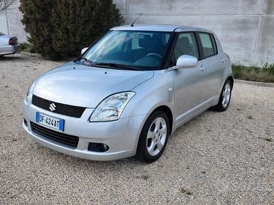 Usata Suzuki Swift 70 CV (51 kW) 2008 Grigio Utilitaria
