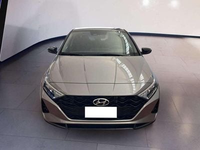 Gebraucht Hyundai i20 101 PS (74 kW) 2022 Grau Kleinwagen