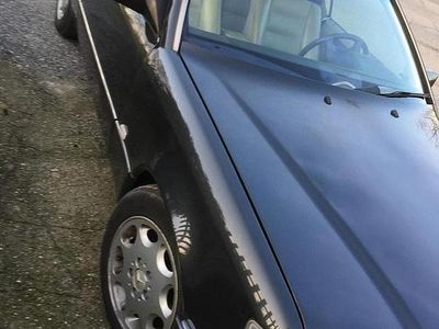 Begagnad Mercedes 200 122 HK (89 kW) 1991 Svart Sportkupé