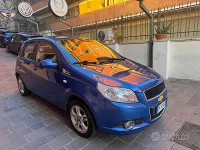 Usata Chevrolet Aveo LS 84 CV (61 kW) 2009 Blu Utilitaria