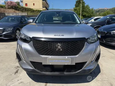 Usata Peugeot 2008 Allure 110 CV (80 kW) 2021 Grigio SUV