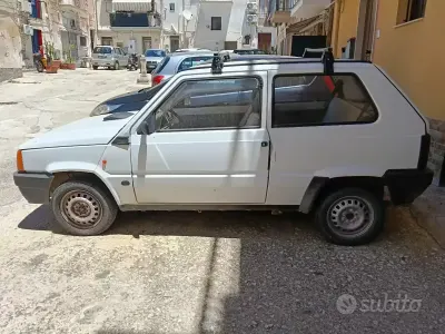 Usata Fiat 750 34 CV (25 kW) 1992 Bianco Berlina