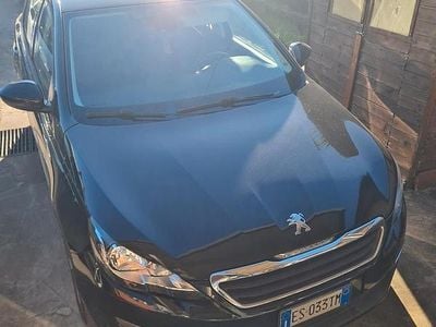 Usata Peugeot 308 Access 92 CV (67 kW) 2013 Nero Berlina