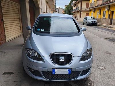 Usata Seat Altea 90 CV (66 kW) 2014 Grigio Monovolume