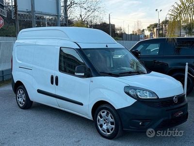 Usata Fiat Doblò 105 CV (77 kW) 2020 Bianco Monovolume