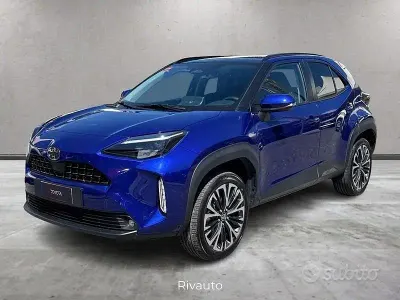 Usata Toyota Yaris Cross Lounge 131 CV (96 kW) 2024 Blu SUV