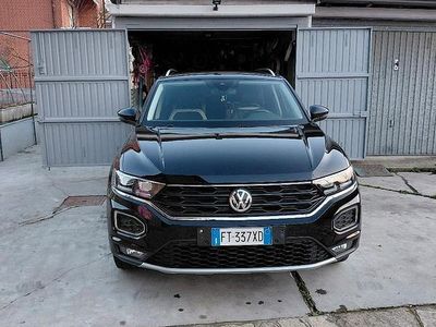 Usata VW T-Roc Advance 116 CV (85 kW) 2018 Nero SUV