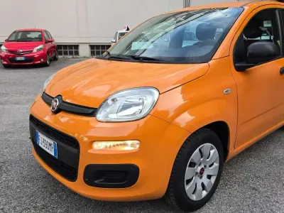 Usata Fiat Panda Pop 69 CV (50 kW) 2017 Arancione Utilitaria