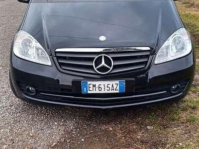 Usata Mercedes 180 109 CV (80 kW) 2012 Nero Berlina