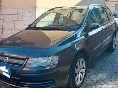 Usata Fiat Stilo 120 CV (88 kW) 2006 Grigio Station wagon