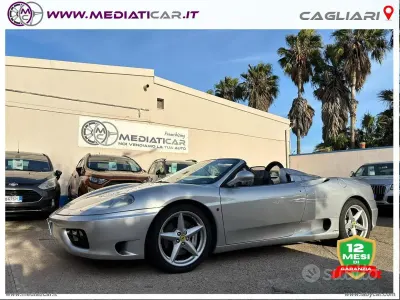 Usata Ferrari 360 400 CV (294 kW) 2002 Grigio Cabrio
