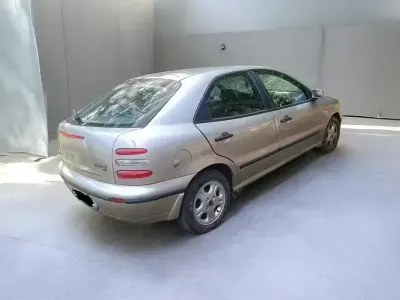 Usata Fiat Brava 105 CV (77 kW) 2002 Grigio Utilitaria