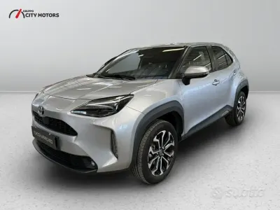 Usata Toyota Yaris Cross Trend 116 CV (85 kW) 2022 Argento SUV