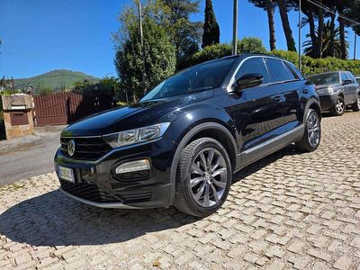 Usata VW T-Roc Style 116 CV (85 kW) 2018 Nero SUV