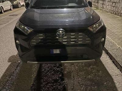 Usata Toyota RAV4 Hybrid Style 155 CV (114 kW) 2021 SUV