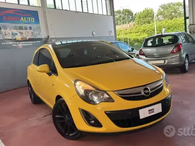 Usata Opel Corsa Edition 95 CV (69 kW) 2013 Giallo Utilitaria