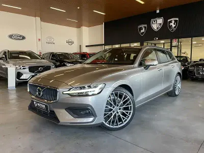 Usata Volvo V60 Business Edition 149 CV (109 kW) 2019 Station wagon