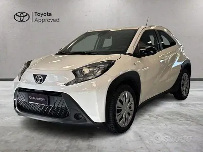 Usata Toyota Aygo X Active 72 CV (52 kW) 2022 Bianco SUV