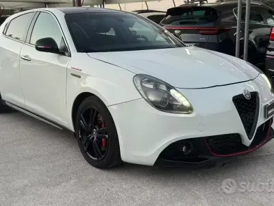 Brugt Alfa Romeo Giulietta 150 HK (110 kW) 2014 Hvid Hatchback