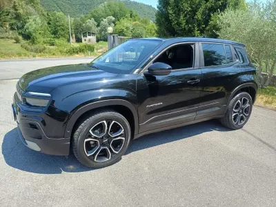 Usata Jeep Avenger Summit 101 CV (74 kW) 2023 Volcano SUV