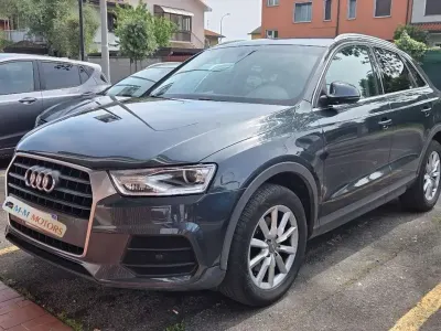 Käytetty Audi Q3 Ambiente 150 HP (110 kW) 2018 Harmaa Katumaasturi