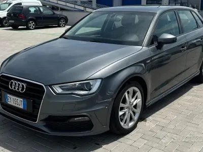 Usata Audi A3 S-Line 150 CV (110 kW) 2015 Grigio Berlina