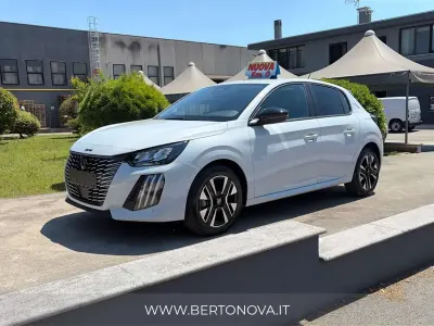 Nuova Peugeot 208 101 CV (74 kW) 2026 Bianco Utilitaria