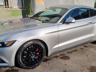 Usata Ford Mustang Fastback 317 CV (233 kW) 2016 Coupé