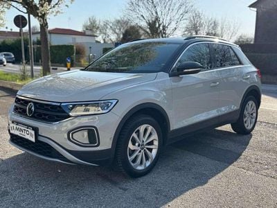 Usata VW T-Roc Style 116 CV (85 kW) 2023 Grigio SUV