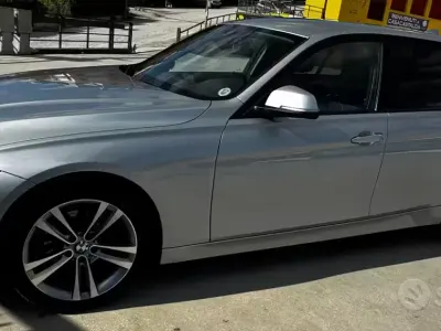 Usata BMW 318 Sport Line 150 CV (110 kW) 2017 Grigio Station wagon
