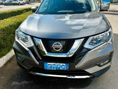 Usata Nissan X-Trail 177 CV (130 kW) 2018 Grigio SUV