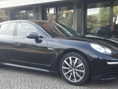 Usata Porsche Panamera Diesel 300 CV (220 kW) 2014 Grigio Utilitaria