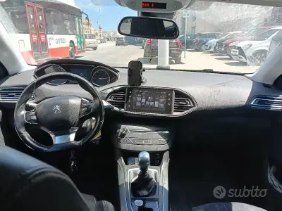 Usata Peugeot 308 SW Allure 120 CV (88 kW) 2016 Grigio Station wagon