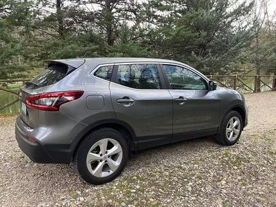 Gebraucht Nissan Qashqai Acenta 110 PS (80 kW) 2018 Grau SUV
