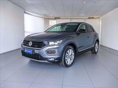Usata VW T-Roc Style 150 CV (110 kW) 2019 Indium grey metallizzato nero SUV