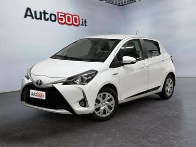 Usata Toyota Yaris Hybrid Active 73 CV (53 kW) 2018 Bianco Berlina